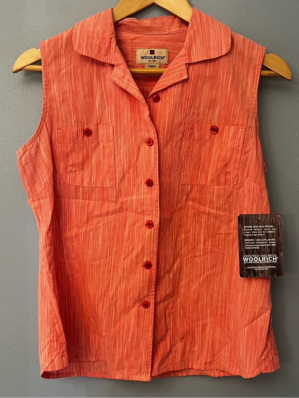 NWT Woolrich Sleeveless Button Down Shirt